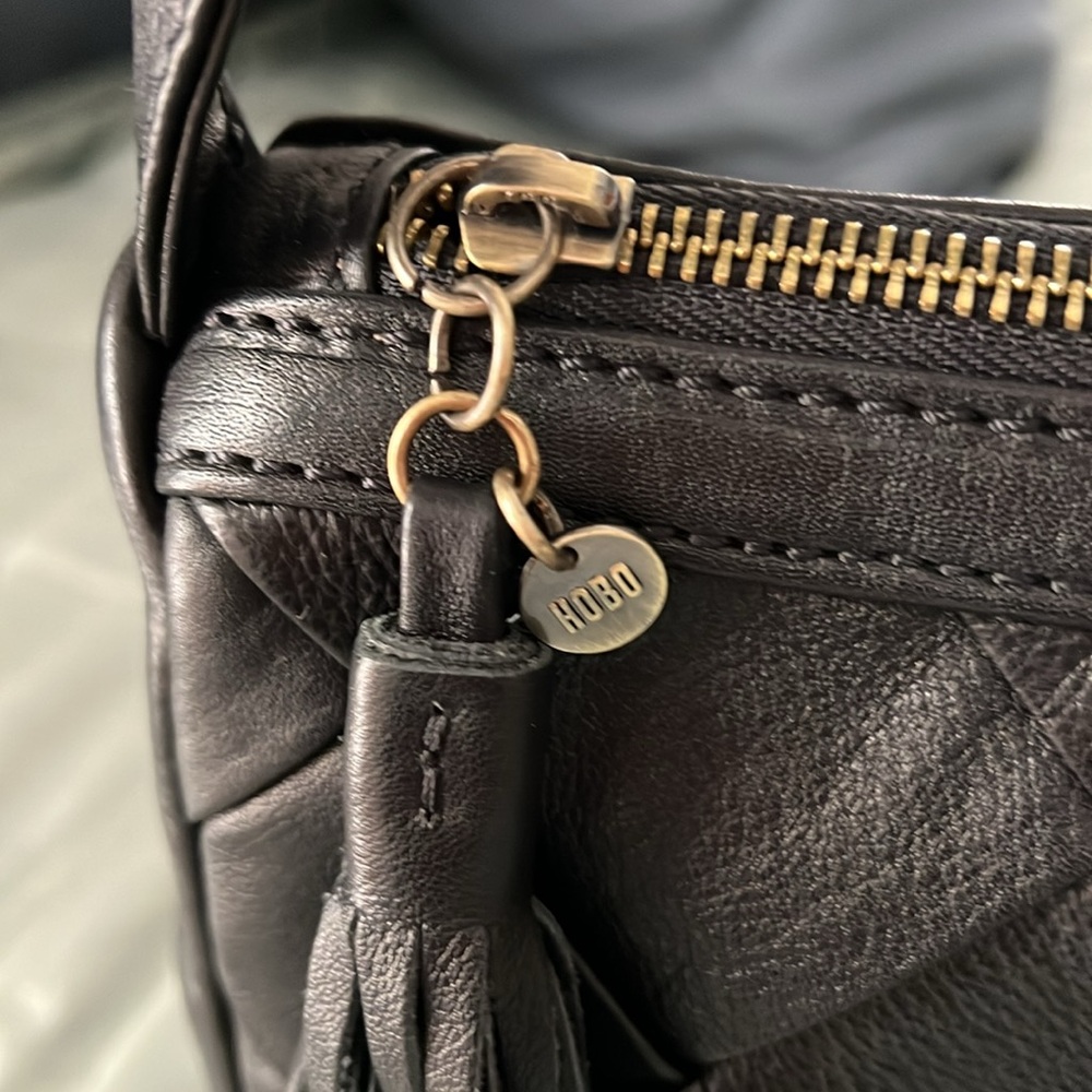 HOBO Black Woven Leather Crossbody Shoulder Bag with Tassel - Picture 3 of 10